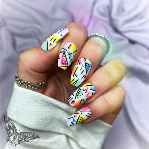 90s Abstract Press on Nails